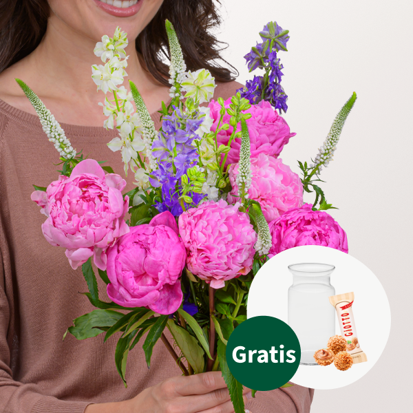 Blumenstrauß Herzlich mit Vase & Ferrero Giotto 3er