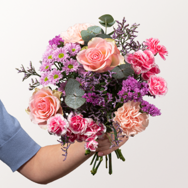Flower Mix Muttertagsgruß with 3 Ferrero Giotto