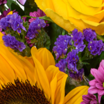 Blumenstrauß Farbenfroh mit Vase & Ferrero Giotto 3er