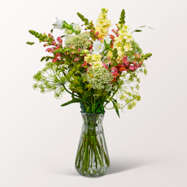 Blumenstrauß Sommertanz mit Vase & Ferrero Giotto 3er